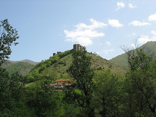 Maglič Castle